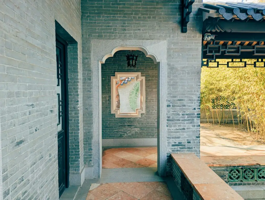 天津代理记账与自营记账模式对比：中小微企业财税管理方案选择指南